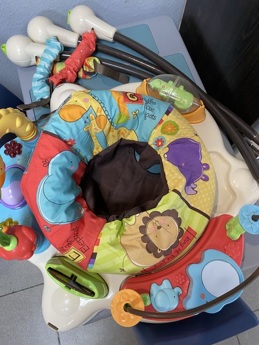 Стрибунці ігровий центр Fisher Price прыгунки