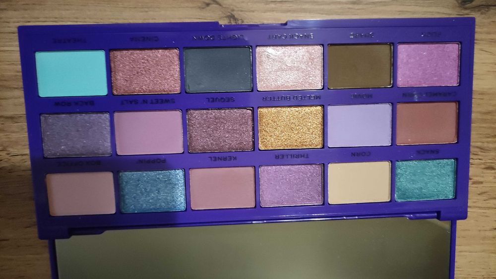 I Heart Revolution Tasty Palette "POPCORN", новая, в коробке