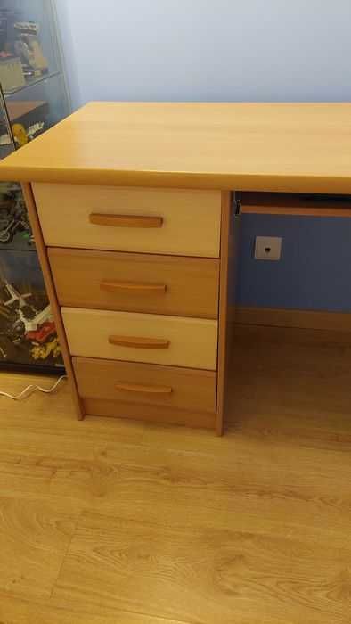 Quarto criança juvenil, moderno e em estado novo - OFERTA DE CADEIRA