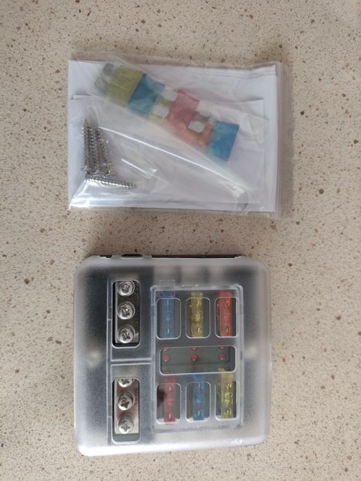 Caixa 6 Fusíveis 12/24V Campervan / Overland