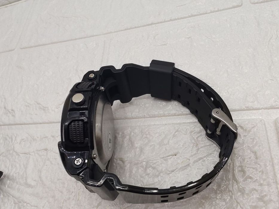 Чоловічий масивний годинник Skmei