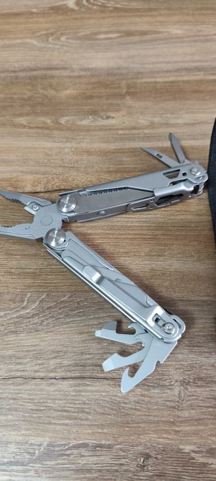 Multitool Badger Outdoor Solid