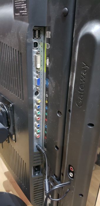 Monitor LCD Gateway 24"