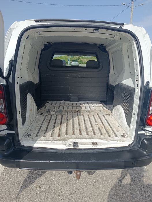 Peugeot partner 1.6 HDI - 2017 A/C