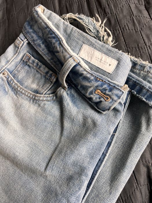 Джинсы  zara  .
