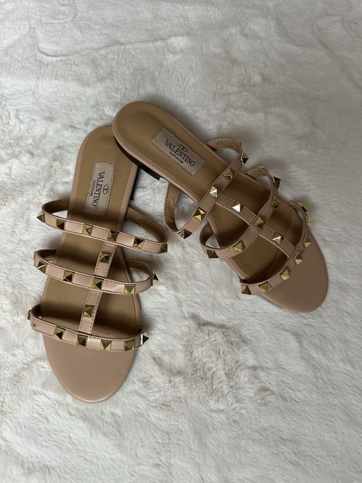 Босоніжки шльопанці Valentino