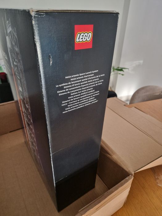LEGO Icons 10341 NASA Artemis Space Launch System