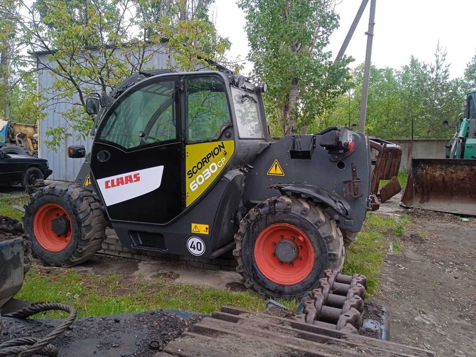 навантажувач CLAAS SCORPION 6030