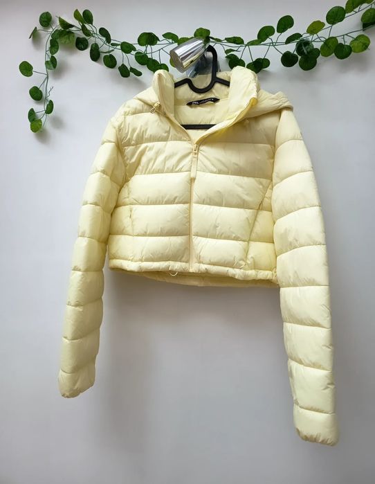 Quispo Amarelo Claro e Curto