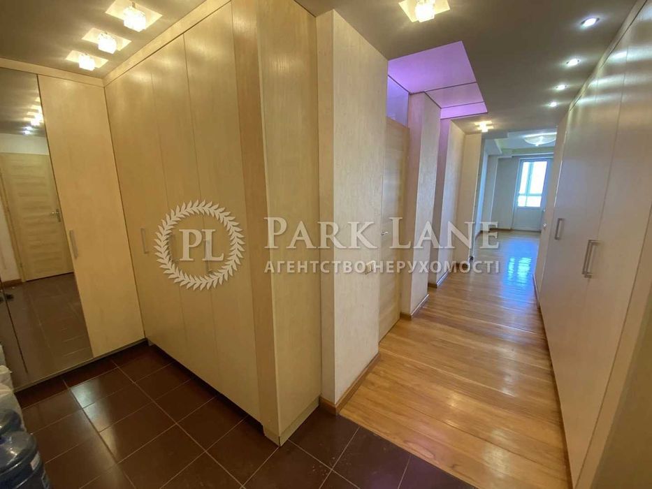 Продаж 3-к Панаса Мирного 28а ЖК Корона