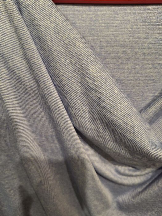 Bluzka z dekoldem typu woda