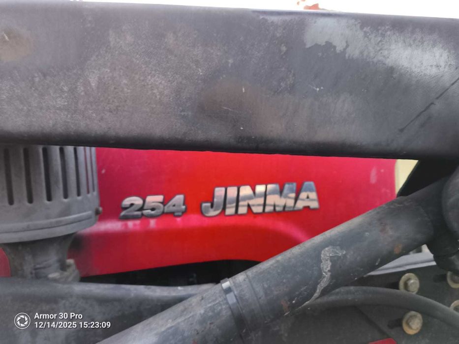 Sprzedam ciągnik z turem