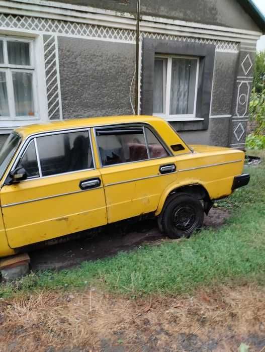 ВАЗ 2103,    двері
