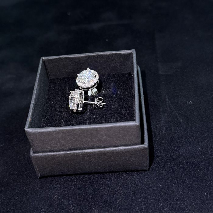 3 ct пусеты гвозди с резьбой с бриллианиами муассанитами серебрянные