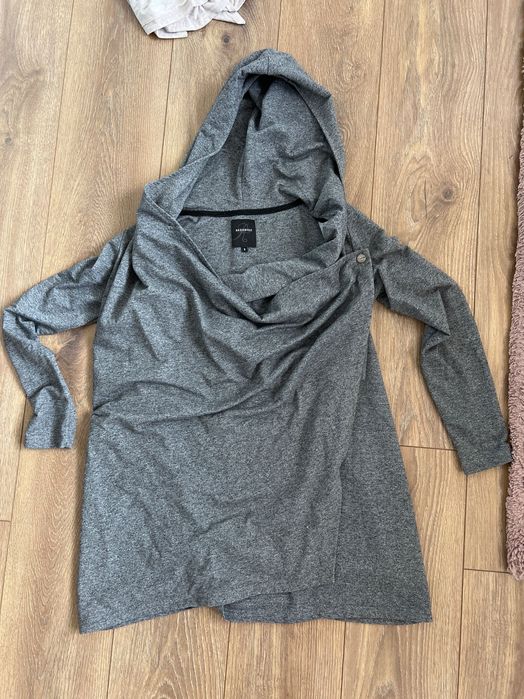 Damska narzutka reserved