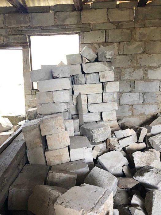 Продам будинок,земельнуділянку!