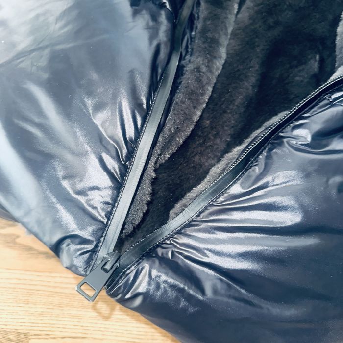 Зимова курточка пухова фірми Zara.