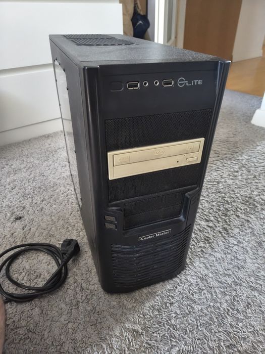 Komputer PC AMD PHENOM II X6 1045T 2,7GHz 8GB DDR3 Gigabyte Radeon HD7770 OC 1GB 128BIT Corsair CX430 Middle Tower Cooler Master ELITE430