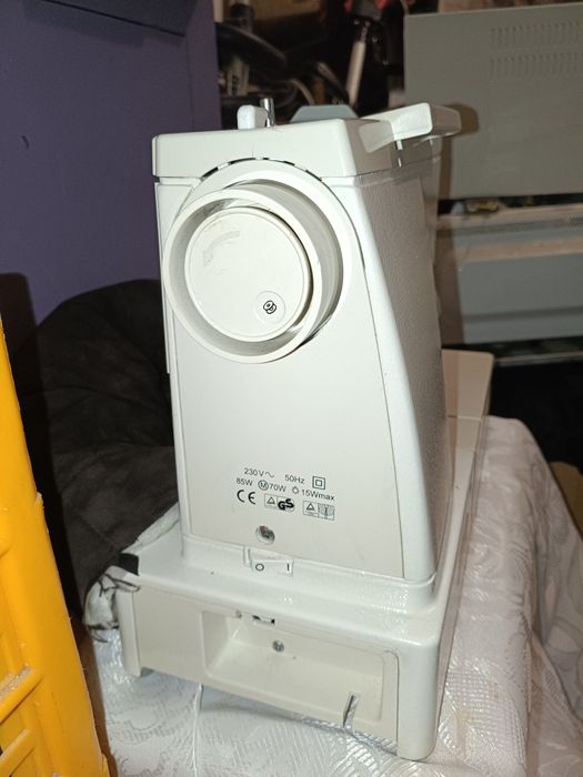 Машина швейн. . .