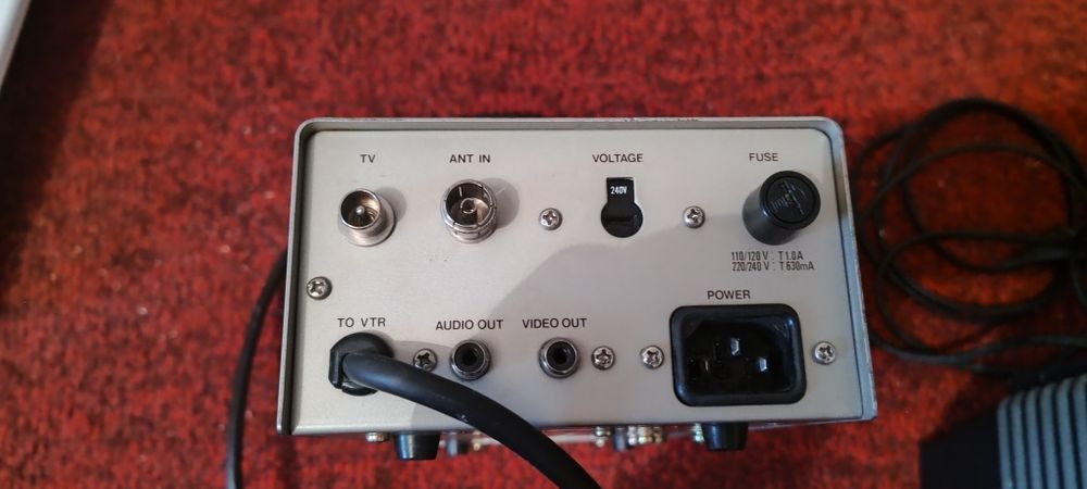 Siemens FP 500 – modulator RF retro, video/audio, VTR, sprawny, kolekc
