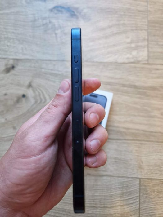 Iphone 15 pro. Bateria 90%. Jak nowy!