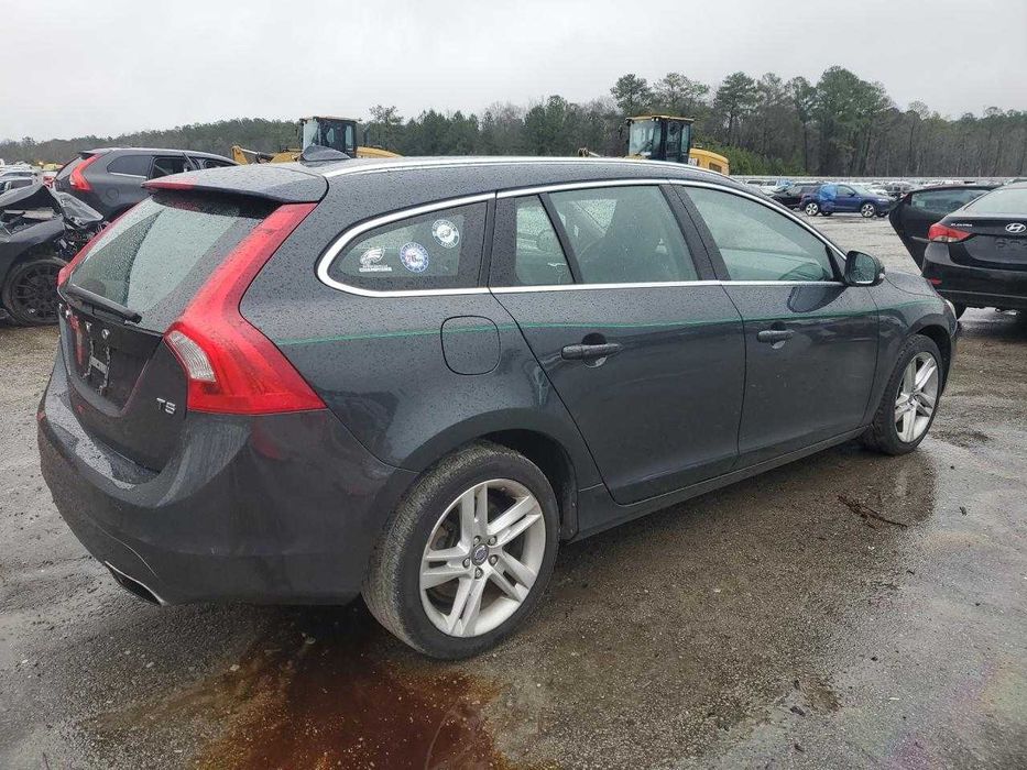 Volvo V60 Premier+ (2015)