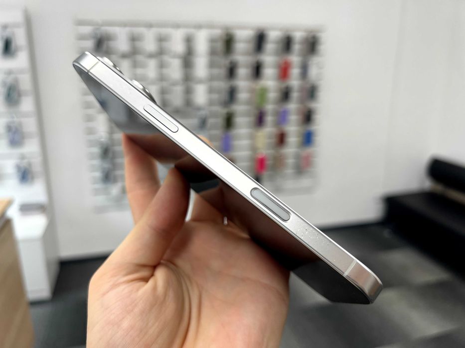 iPhone 16 Pro Max 256 GB Neverlock | Магазин  Гарантія