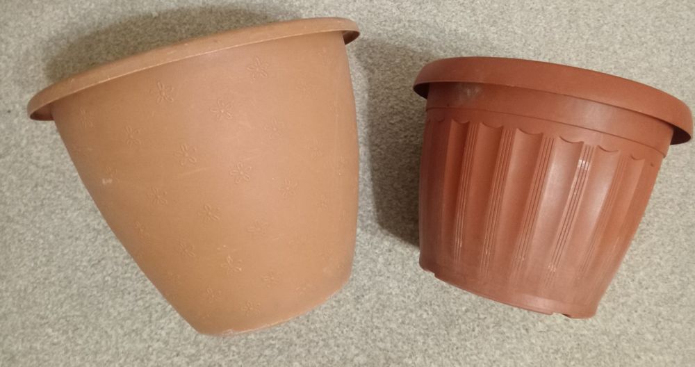 Вазони для квітів