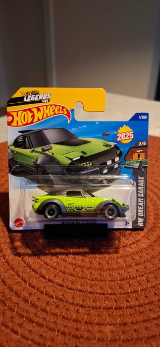 Hot Wheels Mazda MX-5 Miata legends tour