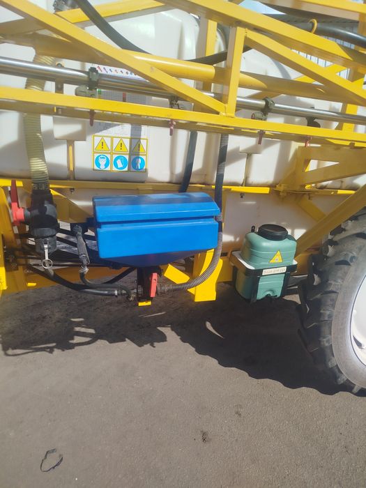 Обприскувач ОП 2000