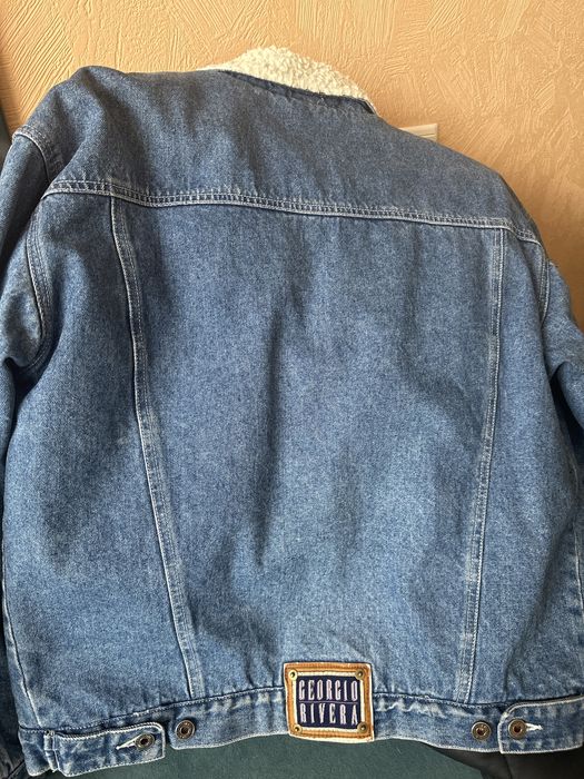 Продам джинсовую курточку