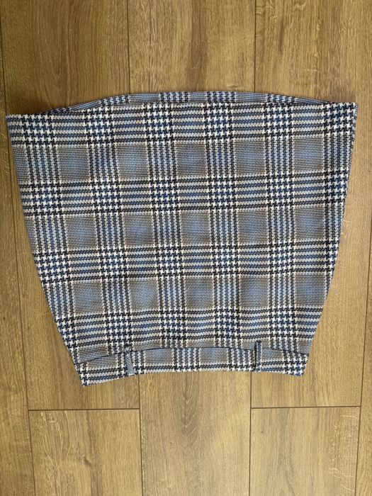 Спідниця.           .