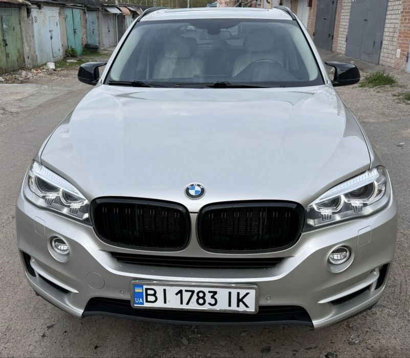 BMW X5 2015 года