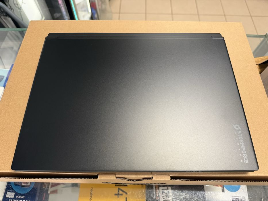 Laptop StormForce  Gamming Ultra 9 32GB 2TB RTX5080