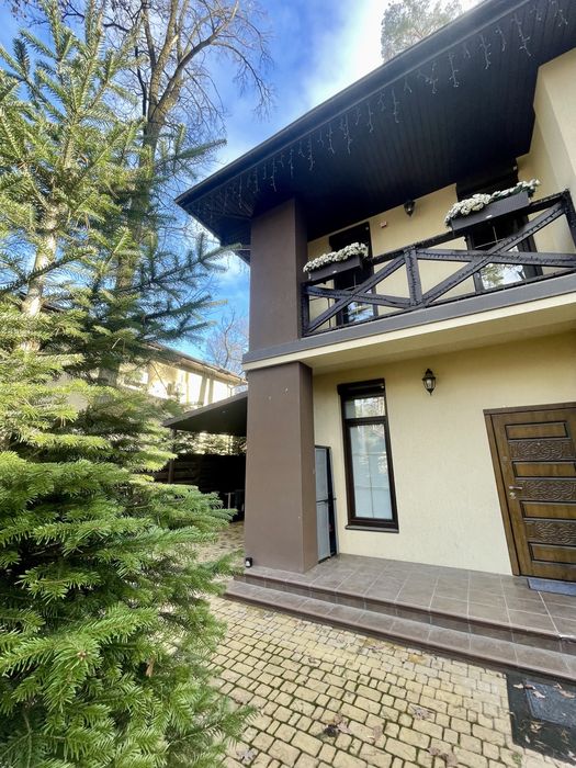 Будинок з ремонтом у лісовій Бучі!