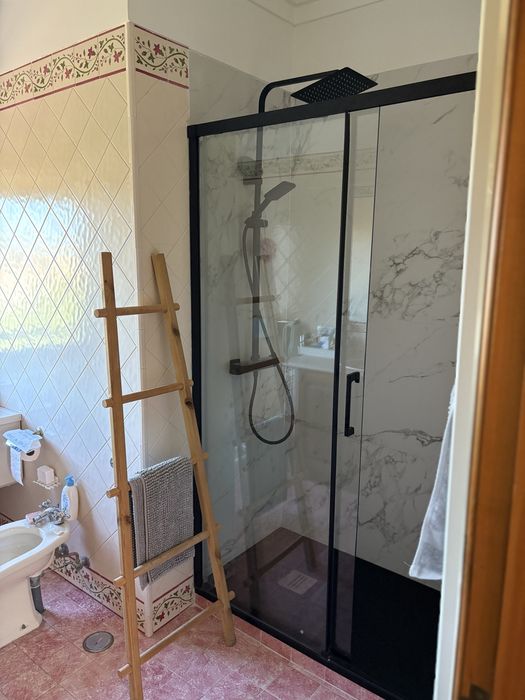 Quartos com muita luz natural disponível para arrendar