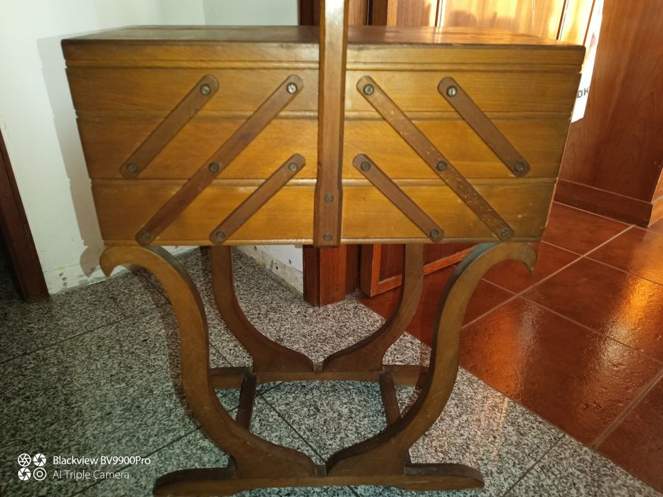 Costureirinha antiga