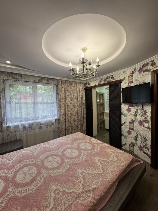 Продаж 4-кім будинку центр р-н Шкільної/спільний заїзд!