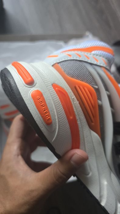 Adidas Jellyfish tam.42