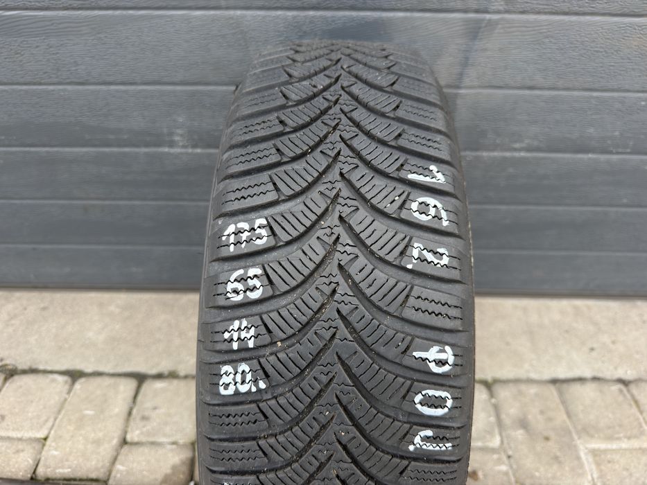 Pojedyncza opona zimowa Hankook 175/65/14 82T