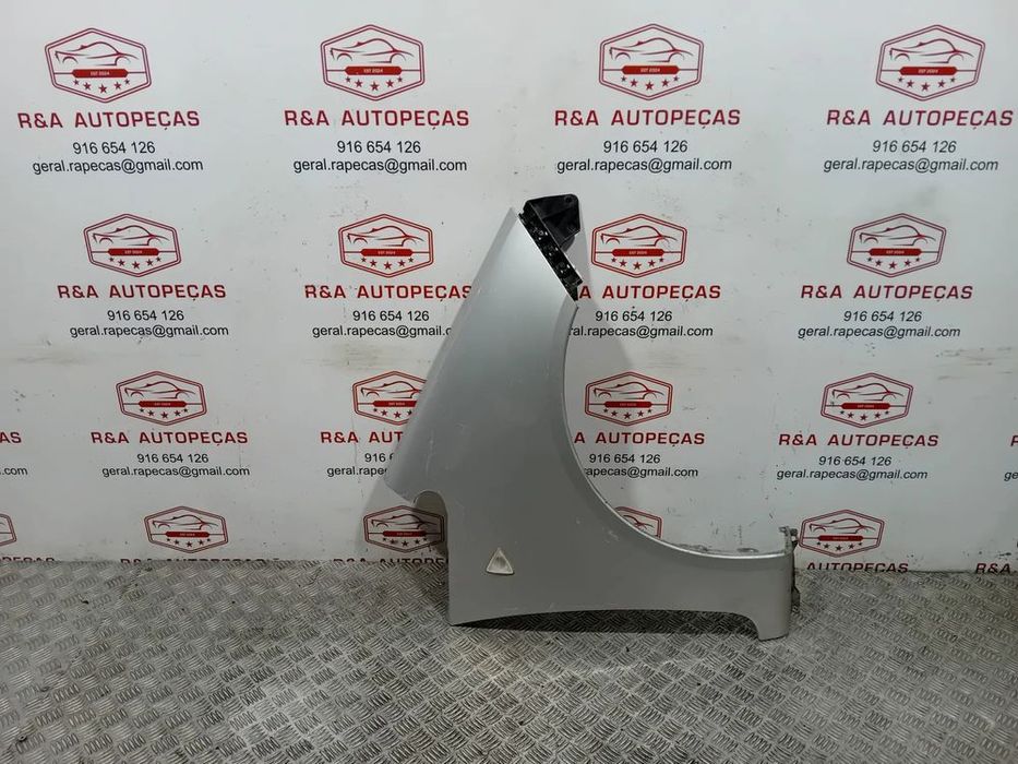 Guarda Lamas Frente Frontal Direito Mitsubishi Colt 2006 Original