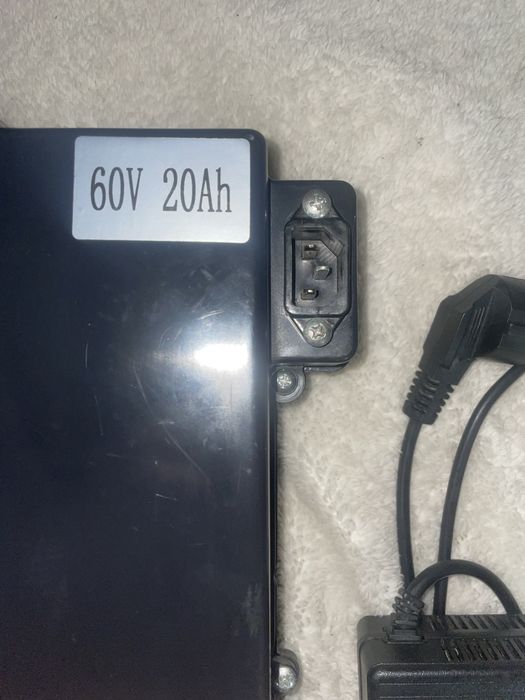 Bateria Lítio 60V 20Ah Milg YW 2022 – Autonomia 40–50km