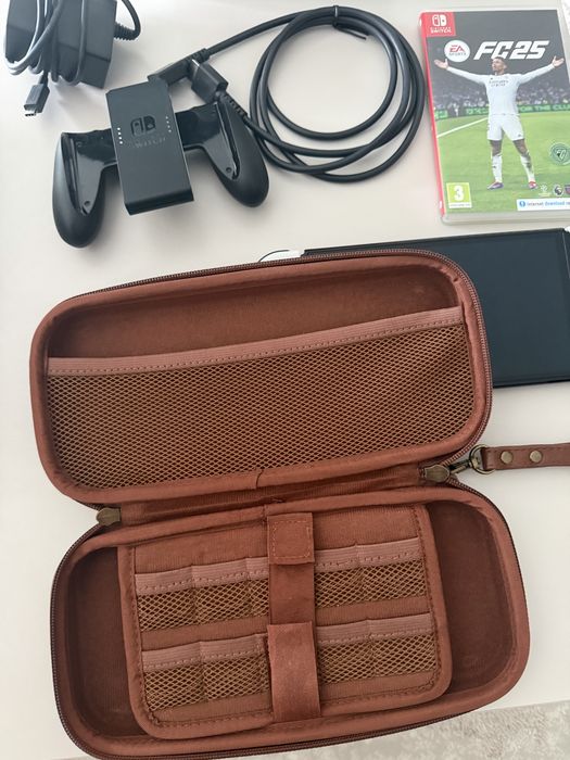 Nintendo Switch OLED branca