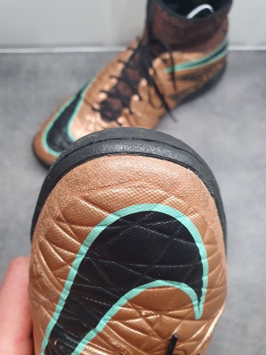 Profesjonalne Elite halówki Nike HypervenomX Proximo IC 42,5