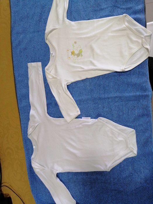 4 Bodys manga comprida , 18 e 24 meses