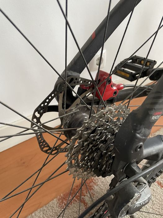 B’Twin Rockrider 540 27.5” – Excelente Estado Mecânico