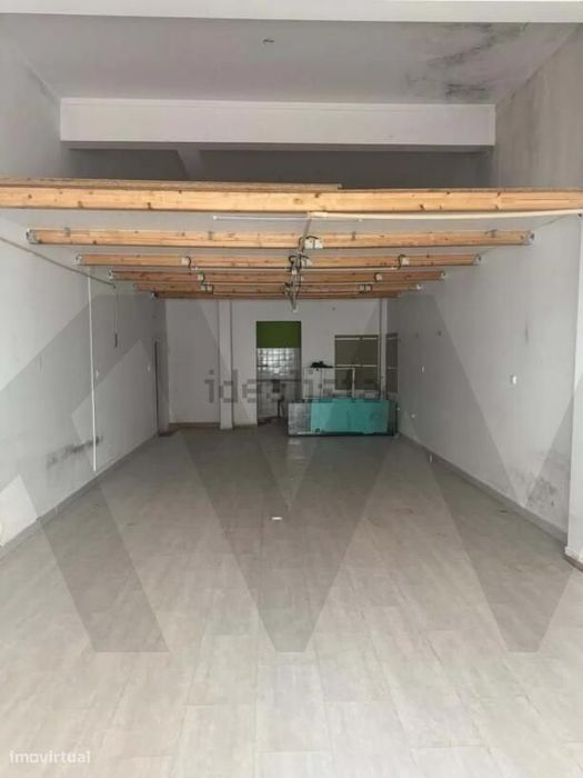 Loja para venda em Loures — Loures, Lisboa