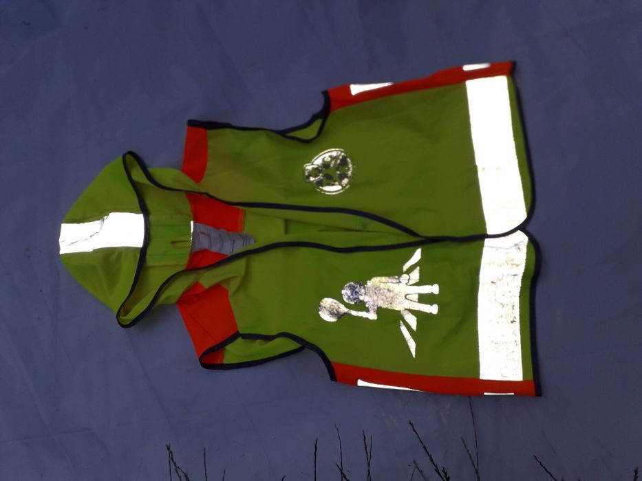 Вело мото жилетка на рост 134-140