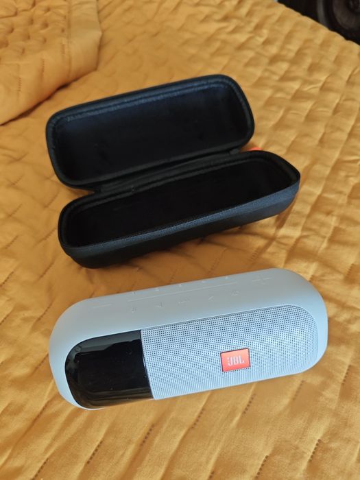 JBL Tuner 2 (Radio incluído) + Estojo