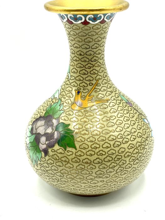 Jarra cloisonné com flores